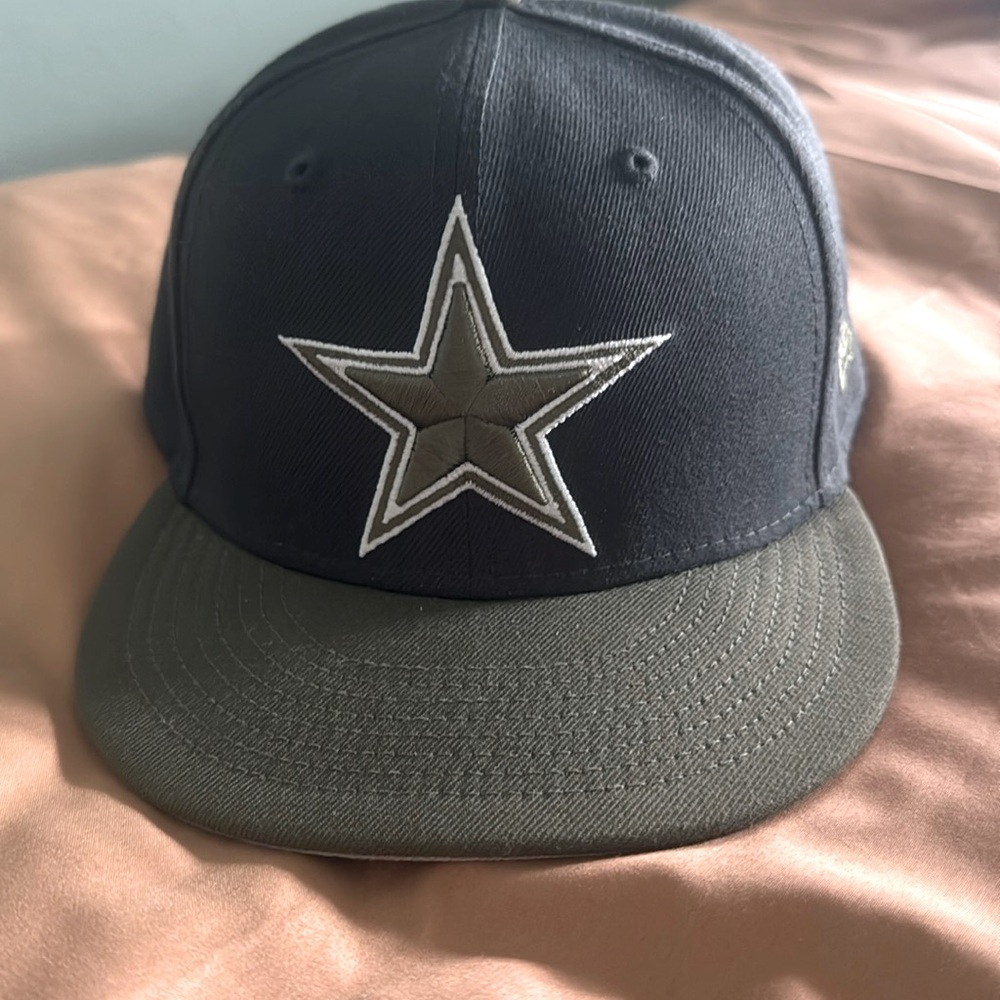Ner era fitted hat size 7 5/8 like new no tags